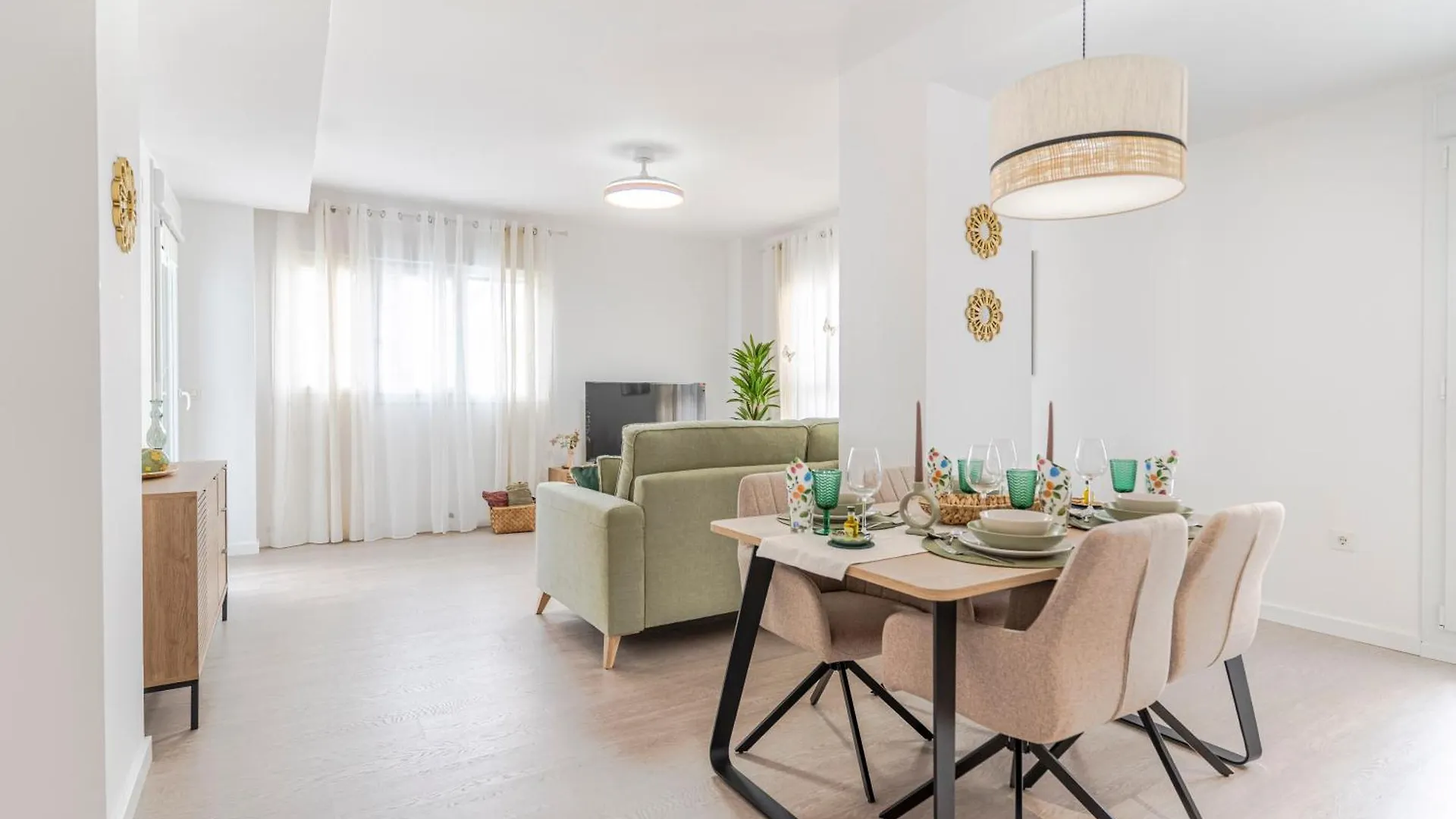 Rentitspain Trm 8 Nasila Golf & Playa En Motril